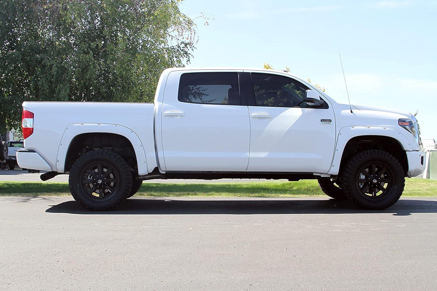 Unleash Your Tundra's roar: Flowmaster Outlaw Exhaust!